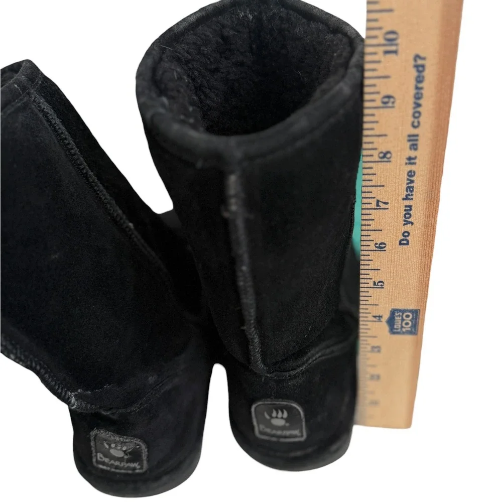 Bearpaw Bianca Short II Black Suede Sheepskin Lining Youth Kids Boots‎ Size 8